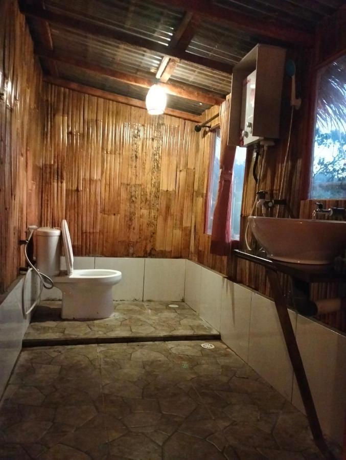 Wanagiri Sunset Glamping Hotel Gitgit Exterior photo
